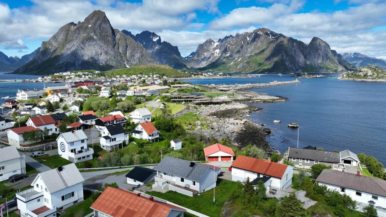 House In The Heart Of Lofoten With Spectacular View Reine Eksteriør bilde